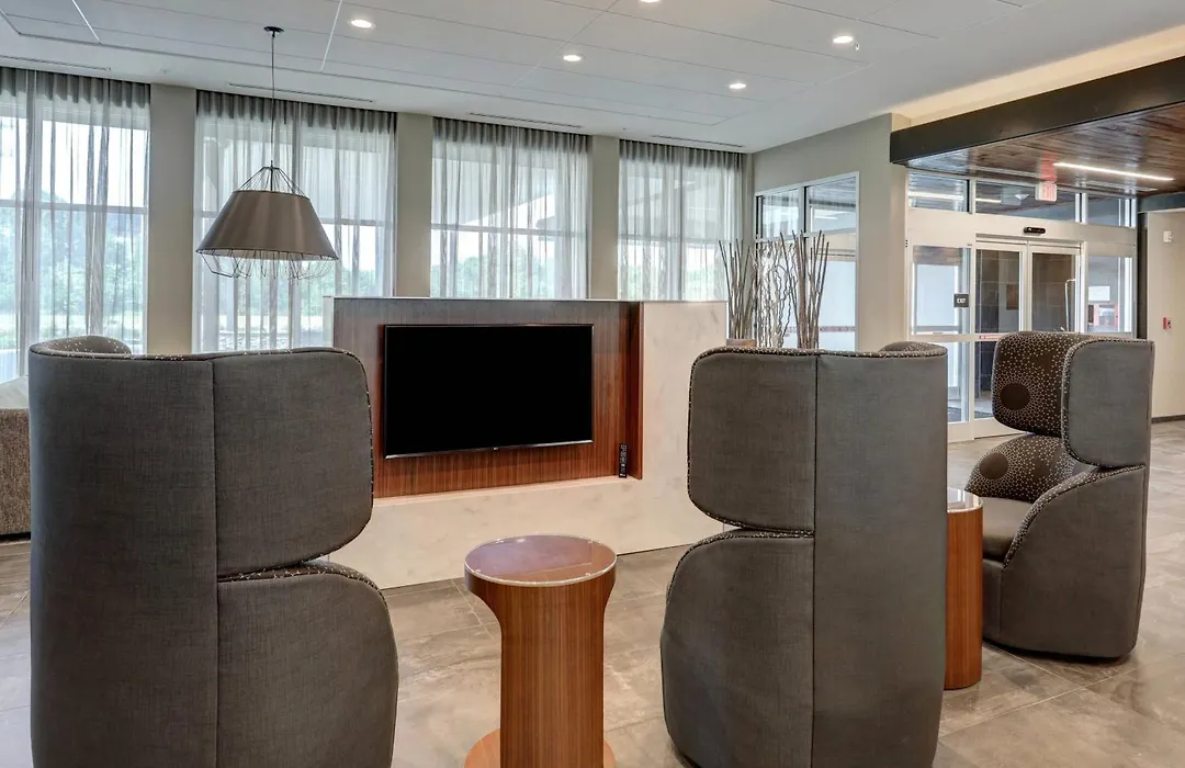 Courtyard By Marriott Deptford-1